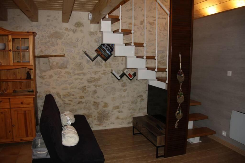 Le Portougais, Chalet A Chanaz, La Petite Venise Savoyarde Экстерьер фото